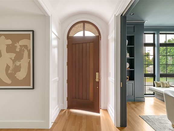 2nd image of 6903 Coronado Ave