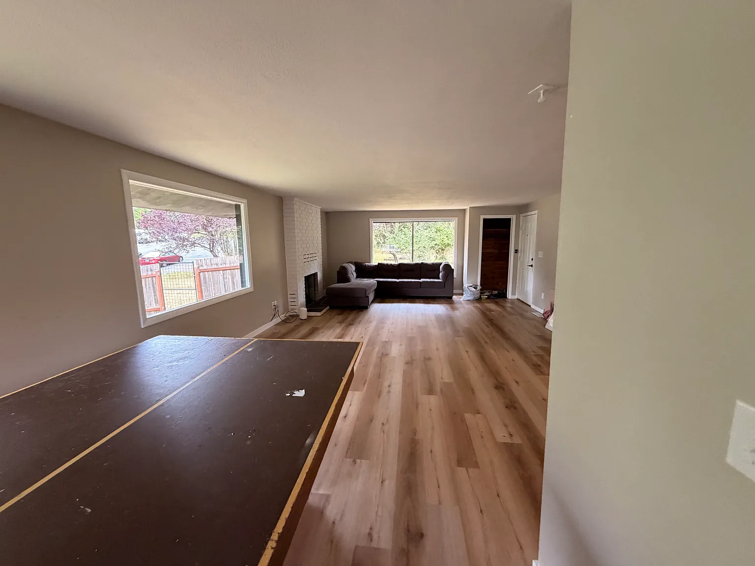 5 bed, 1836 sqft, $915 — Photo 3