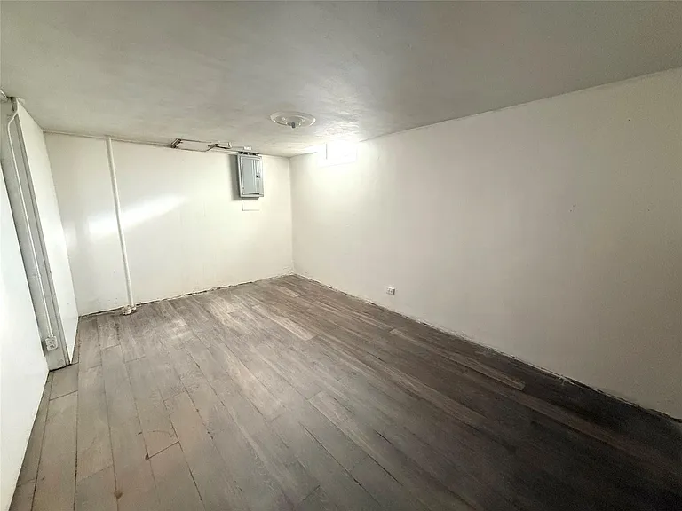 6810 Rosemary St — Photo 11