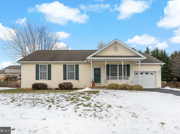 418 Talisman Dr, Martinsburg, WV 25403