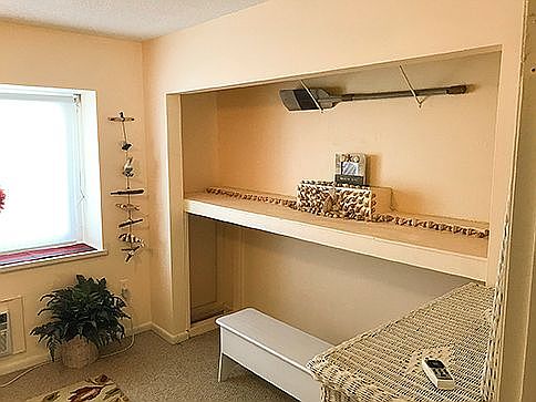 4th image of 87 N Collier Blvd APT A4