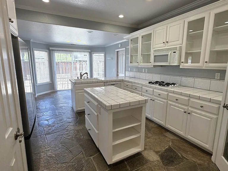 1533 Brookdale Way — Photo 10
