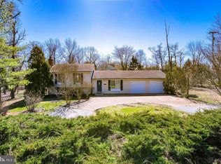 8807 Redman St, Springfield, VA 22153