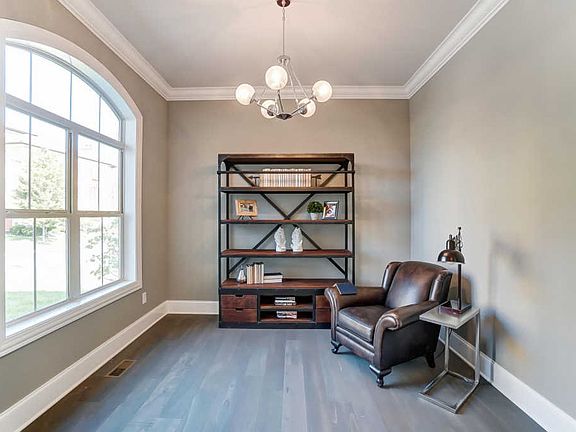 5th image of 8946 Terrazza South Ct
