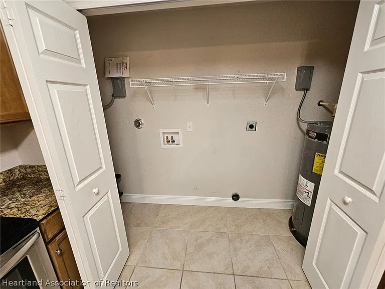 501 Briar Glen Rd — Photo 7
