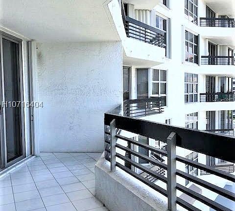 2nd image of 3400 NE 192nd St APT 707