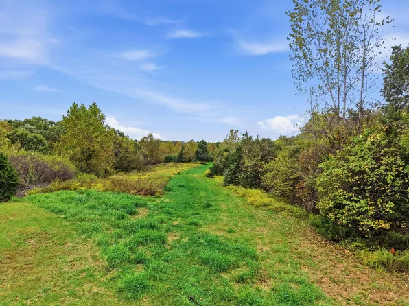 2735 S Lizzie Ln, Rocheport, MO 65279