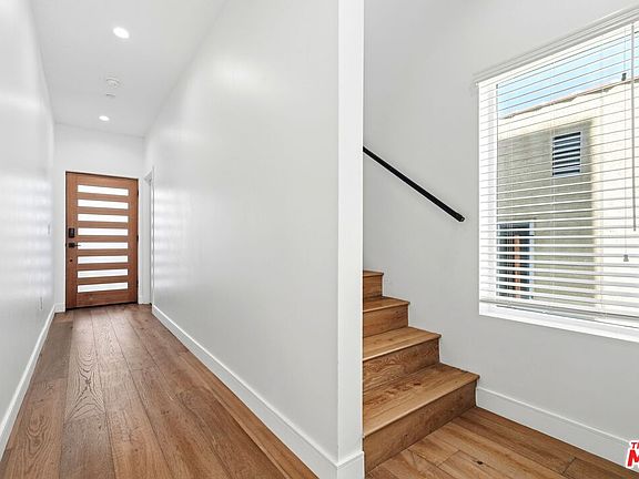 5th image of 1642 S Rimpau Blvd
