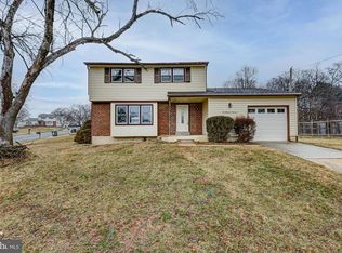 214 Darwin Dr, Newark, DE 19711