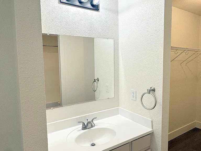 7905 Santa Catalina — Photo 15