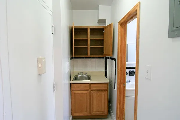 Rented by Voro New York | media 14