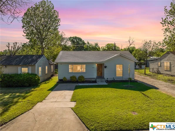 1501 S 43rd St, Temple, TX 76504