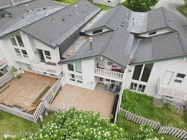 6605 Cutty Sark St, Anchorage, AK 99502