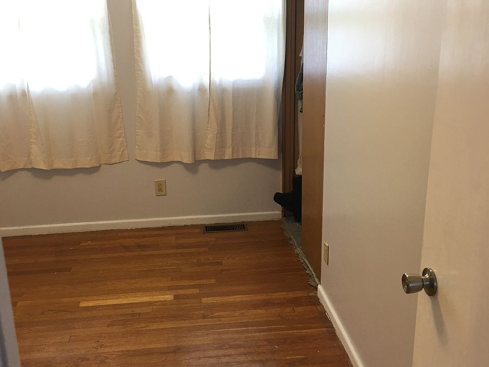1st image of 2249 E Dorothy Ln