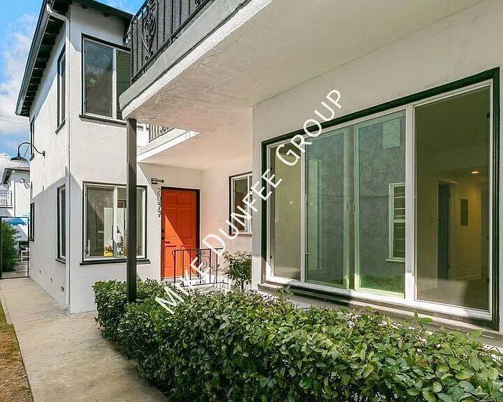 2075 Pine Ave — Photo 14