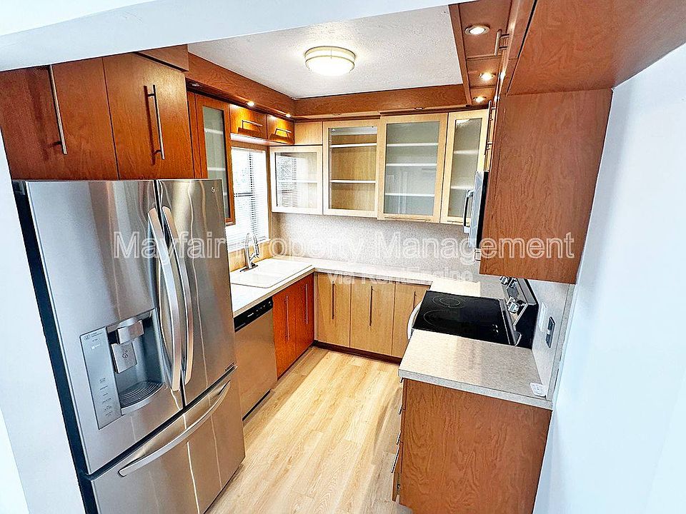 1st image of 5605 N Ocean Dr #2