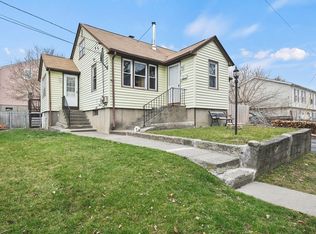 9 Benham St, Worcester, MA 01604