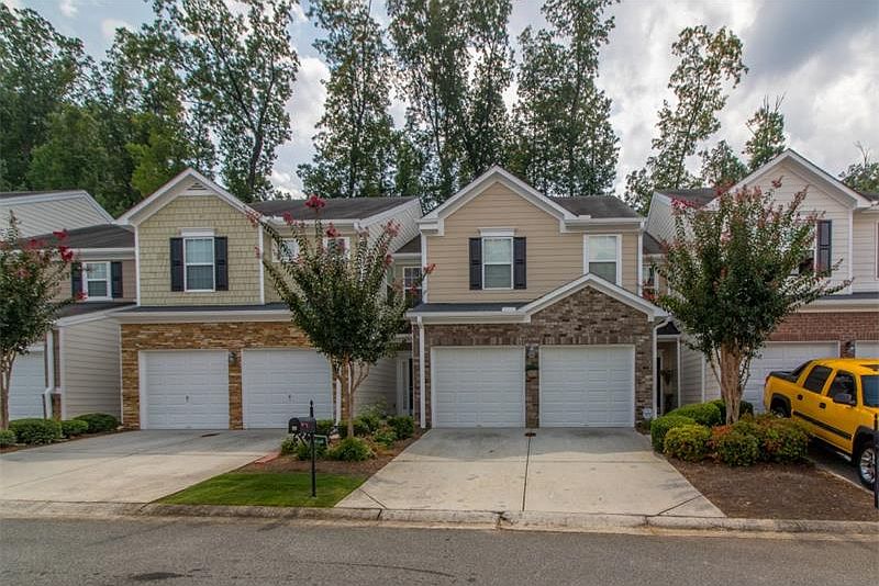1st image of 35 Jekyll Dr #8