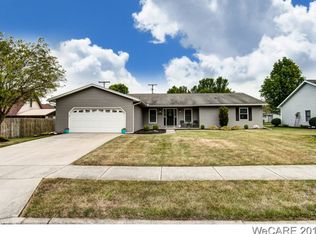 841 Canyon Dr, Lima, OH 45804