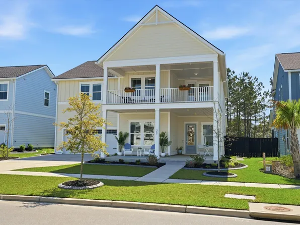 389 Parish Farms Dr, Summerville, SC 29486