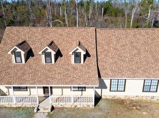 63 Reagin Rd, Hazlehurst, GA 31539