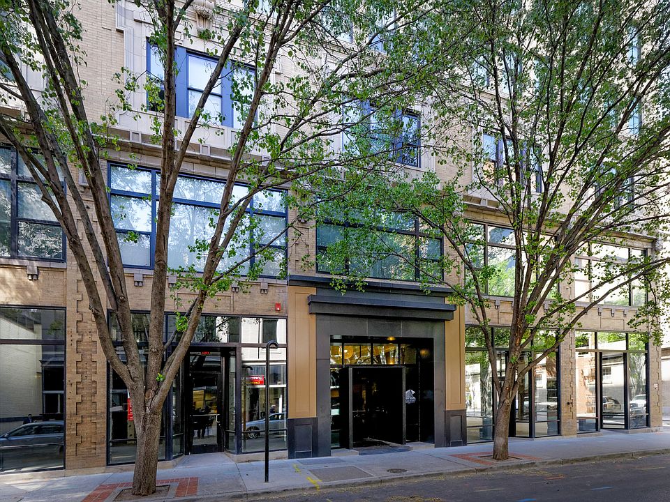 Front of Parkway