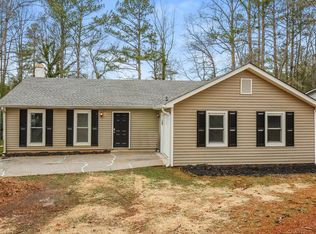 6924 Hickory Log Rd, Austell, GA 30168