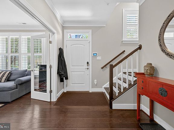 5th image of 310 Crown Park Ave