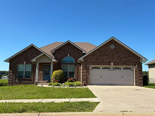 183 Twin Lakes Dr Photo 1