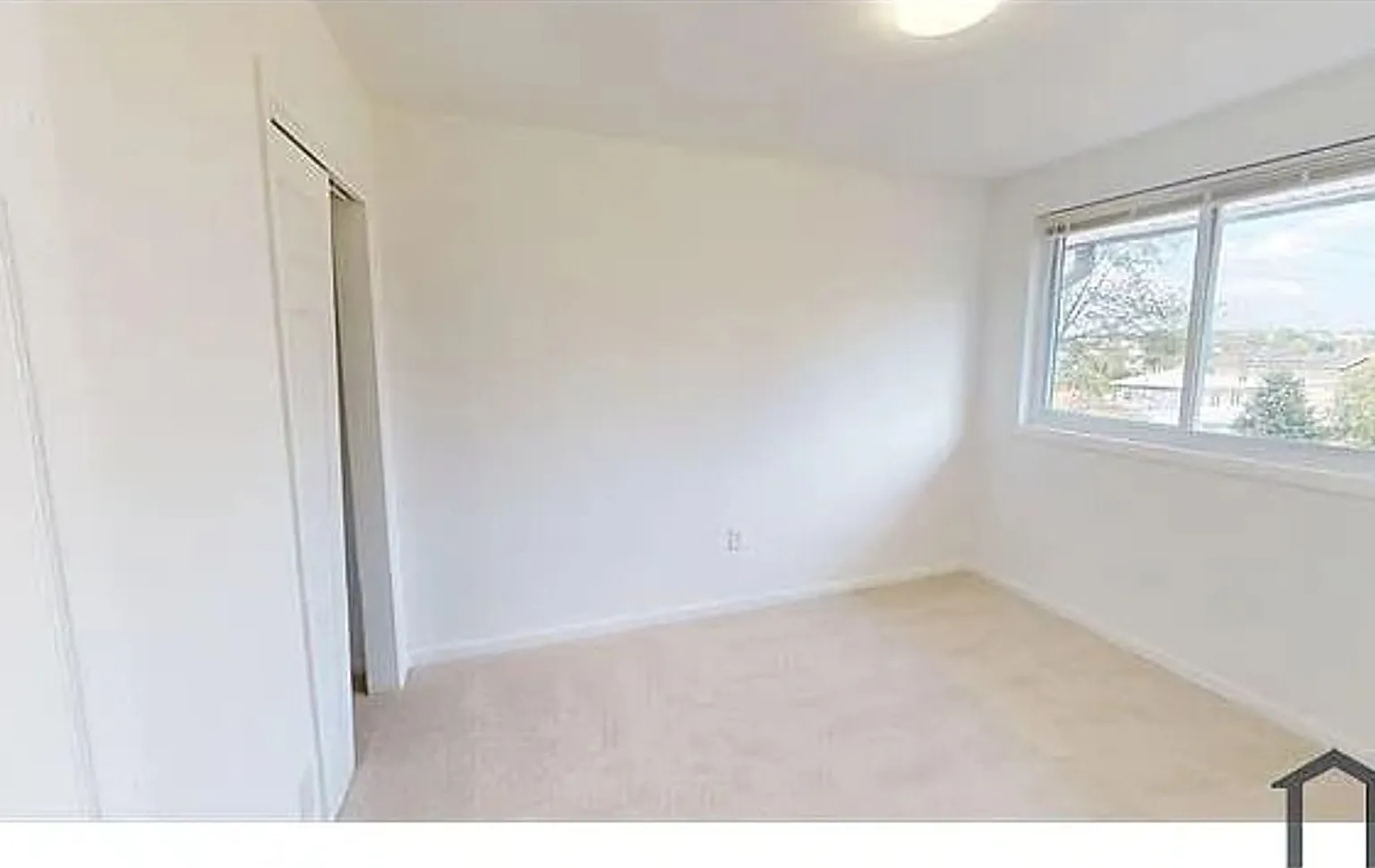 4241 Foote St NE — Photo 4