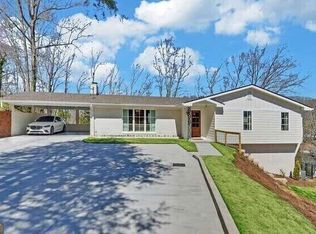 802 Holly Dr, Gainesville, GA 30501