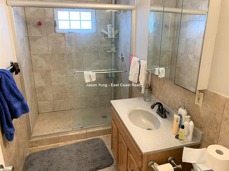 117 Glenville Ave — Photo 16