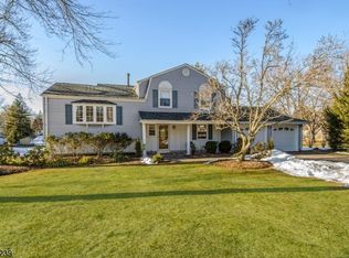 828 Old York Rd, Branchburg, NJ 08876