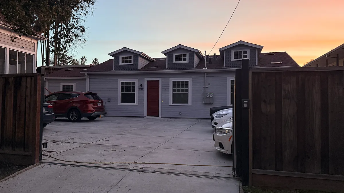 Brand new construction with gated entry and one dedicated parking spot. Fresh, modern living in the heart of San Jose. - 297 E Reed St #5