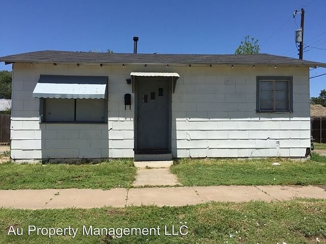 1st image of 1112 W 17th Ave