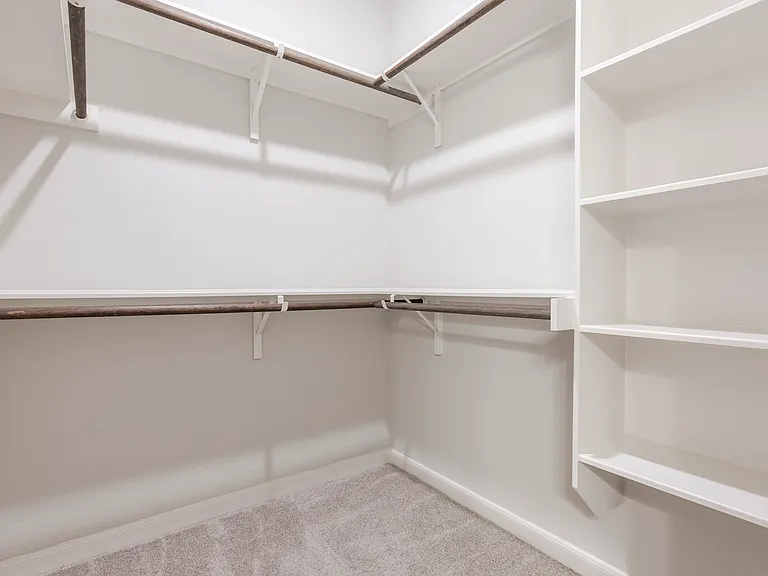 7126 Magnolia Vlg #201 — Photo 2