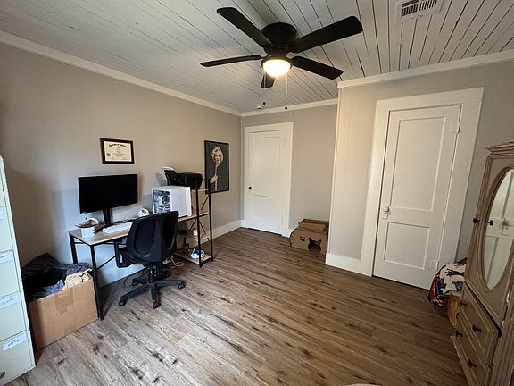 5th image of 515 Saint Catherine St #A