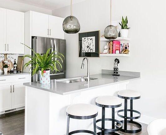 Kitchen/dining