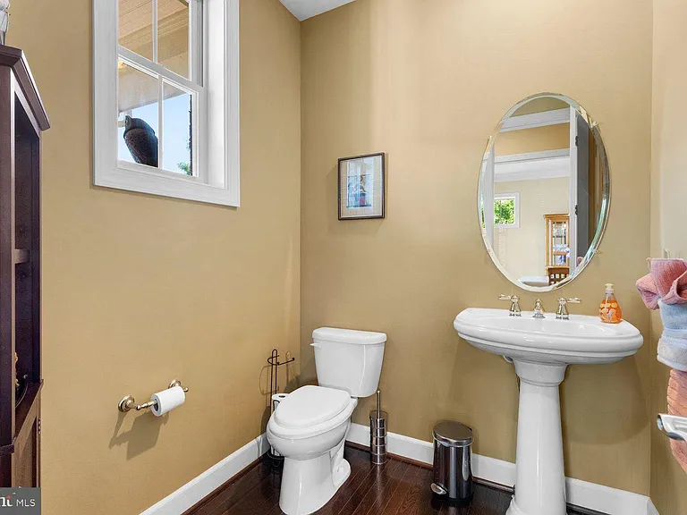 14103 Byrne Park Dr — Photo 7