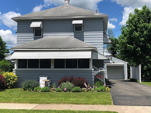 2nd image of 635 Paden St