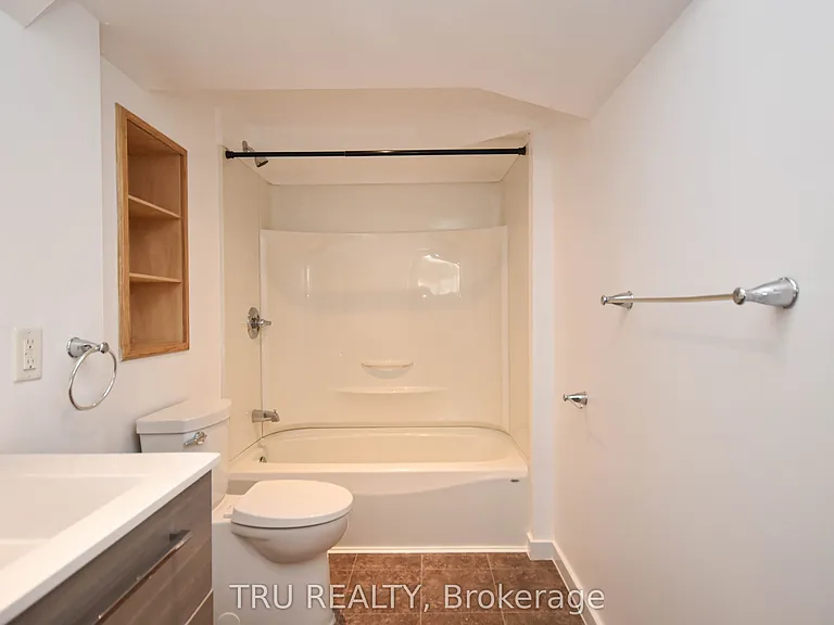 1847 Walkley Rd #B — Photo 18