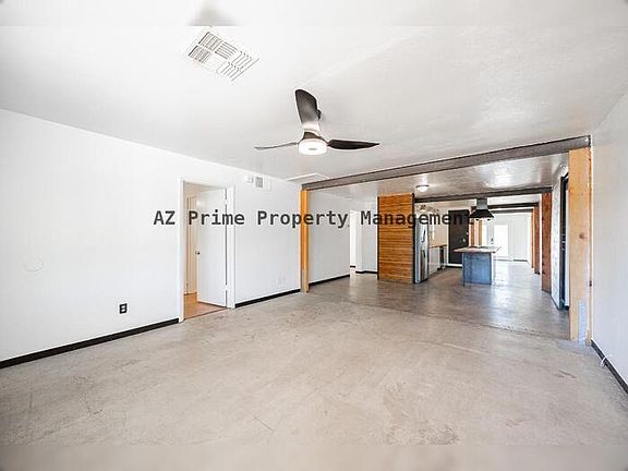 4th image of 2206 N Dayton St