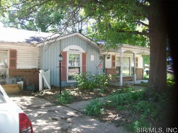 2500 Reveres Rte, Granite City, IL 62040