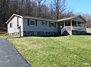 623 Ross Branch Rd, Princeton, WV 24740
