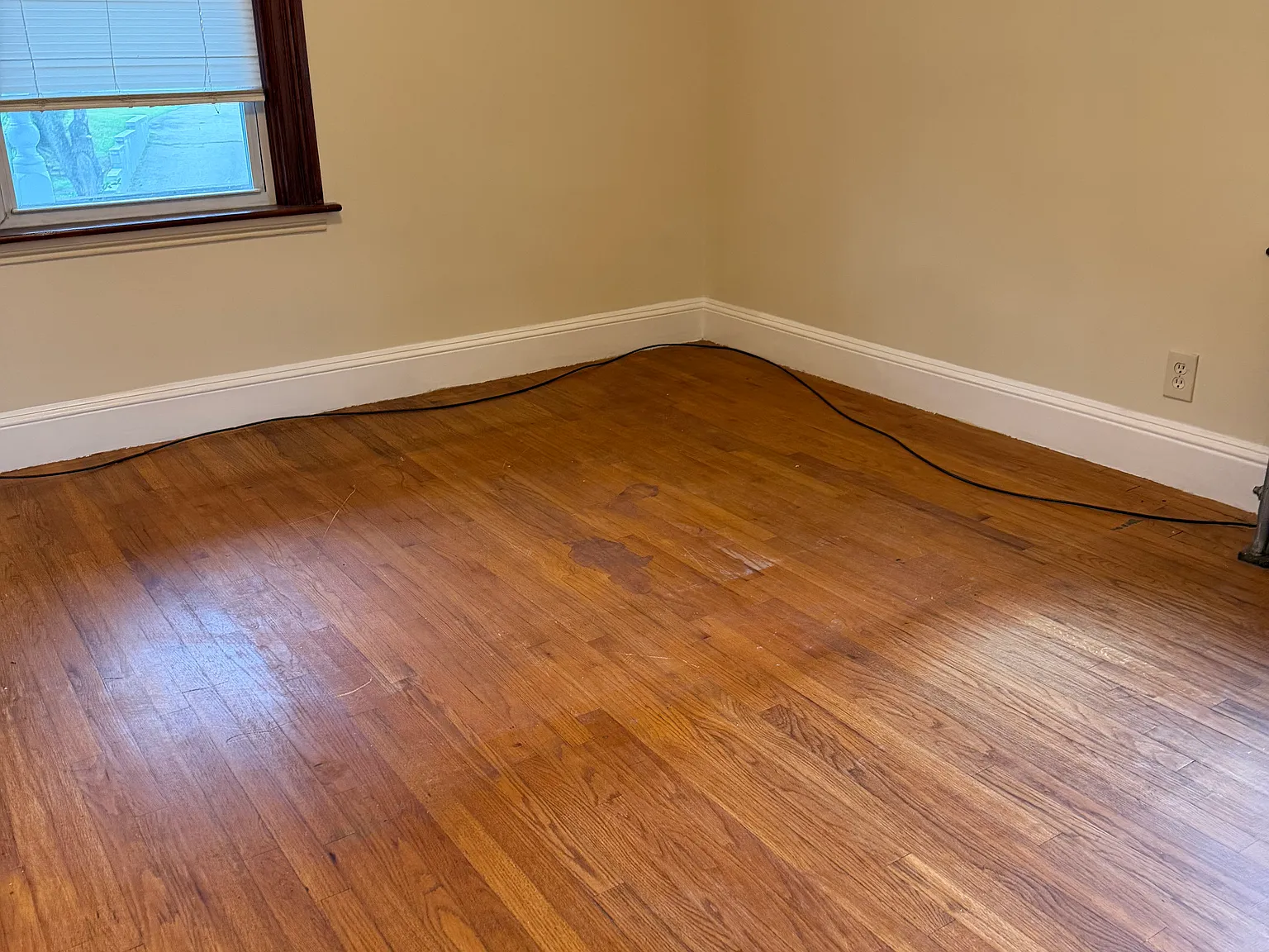2 bed, 850 sqft, $1,875 — Photo 2