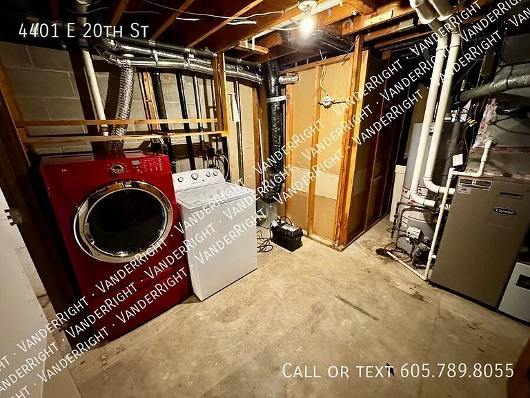 4401 E 20th St — Photo 24