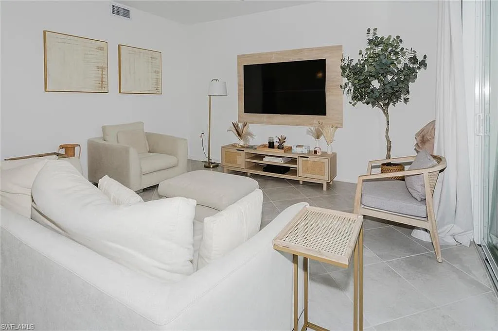 5445 Double Eagle Cir #3013 - The National - Caroso — Photo 3