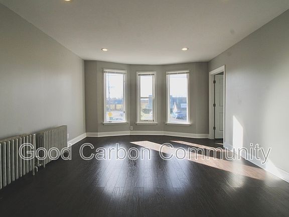 3rd image of 765 Oliver St #4