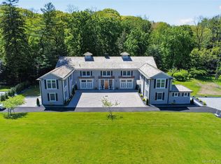 125 Horseshoe Rd, Mill Neck, NY 11765