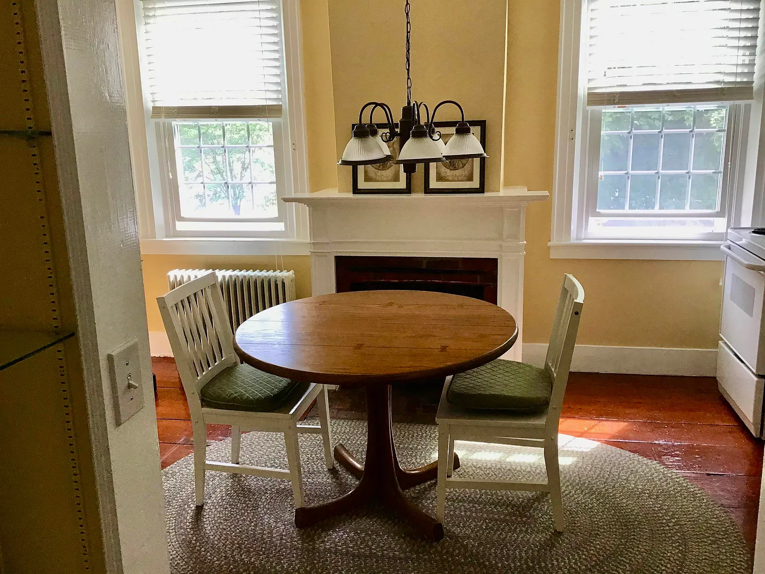 1 bed, 1.0 bath, 1200 sqft, $2,000 — Photo 4